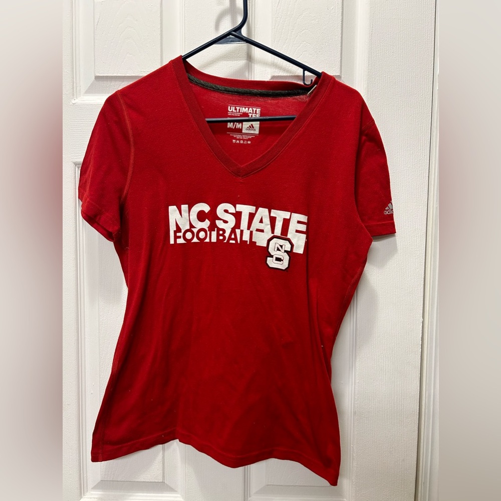Adidas‎ NC State Football shirt